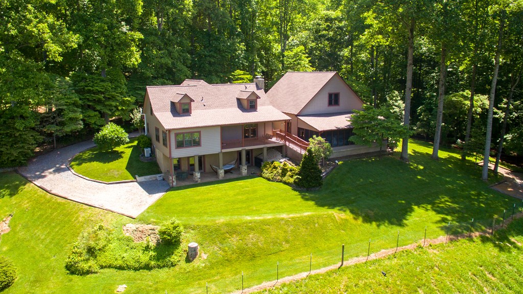 2899 Gribble Edwards Road Hayesville, NC 28904 - Photo 2 of 65 Gallery Image 2