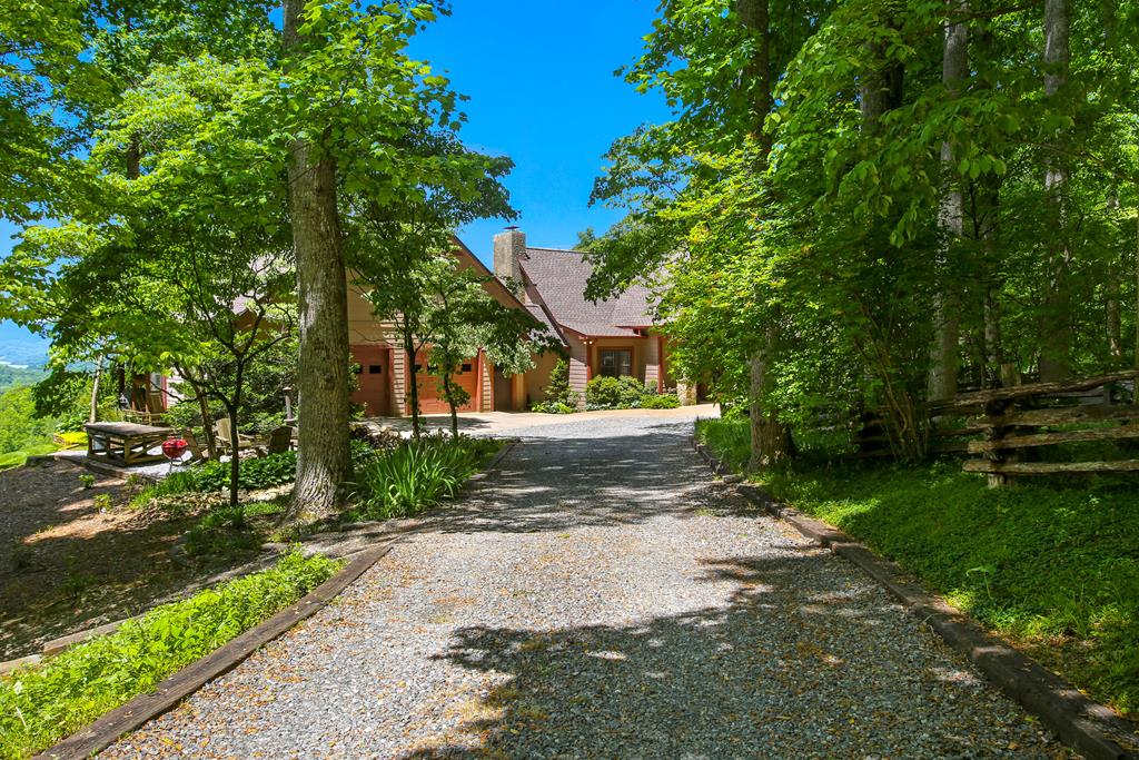 2899 Gribble Edwards Road Hayesville, NC 28904 - Photo 10 of 65 Gallery Image 10