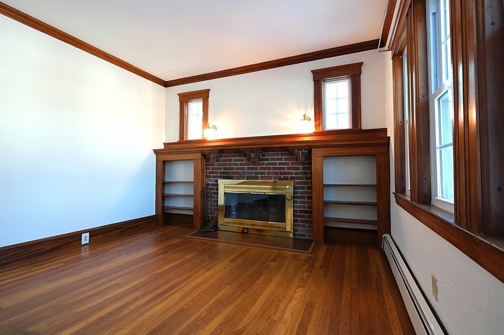 138 Virginia Road Waltham, MA 02453 - Photo 4 of 26