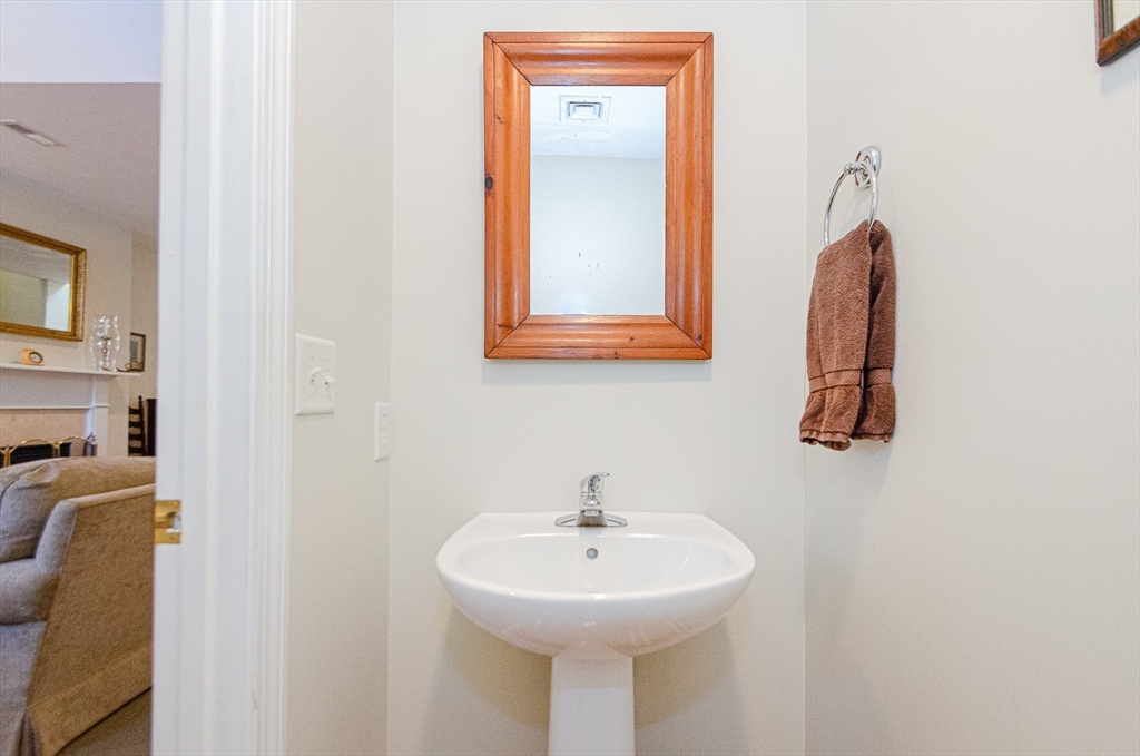 52 County Road, Unit 13 Mattapoisett, MA 02739 - Photo 6 of 27