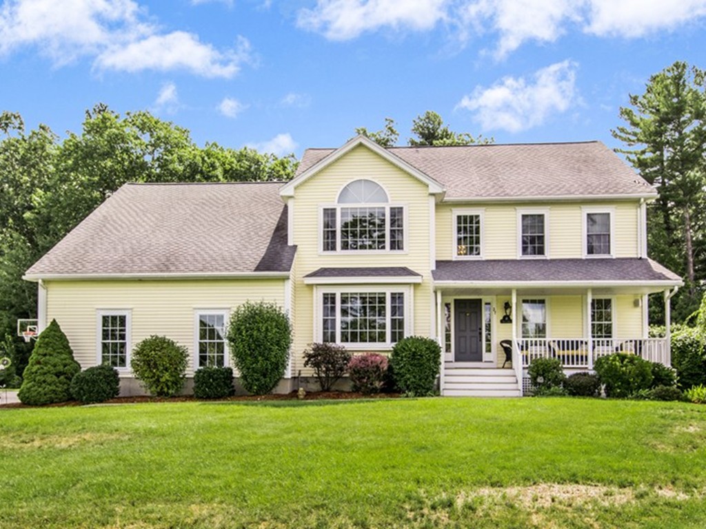 27 Surrey Road Littleton, MA 01460 - Photo 1 of 30 Gallery Image 1
