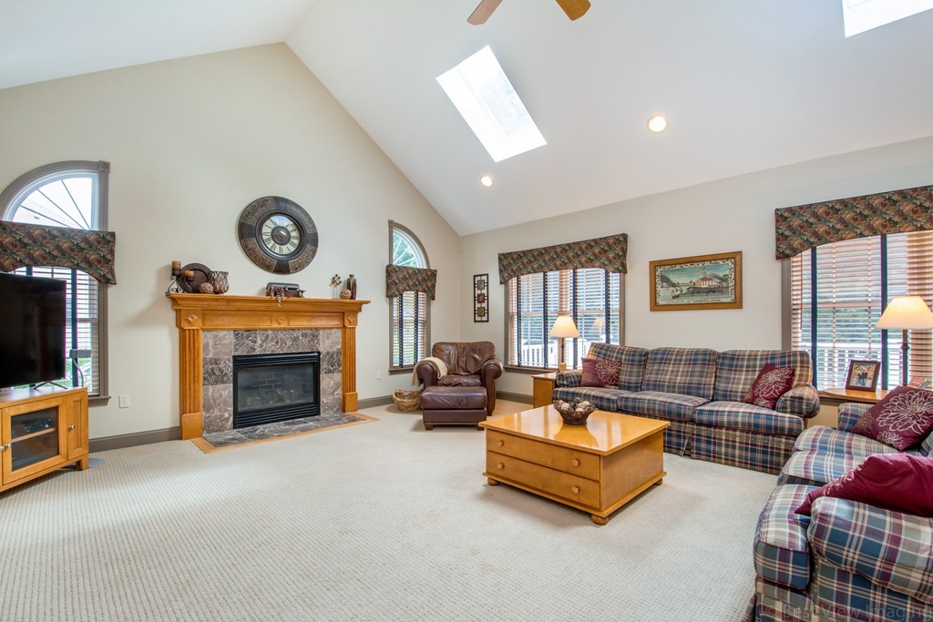 27 Surrey Road Littleton, MA 01460 - Photo 12 of 30 Gallery Image 12