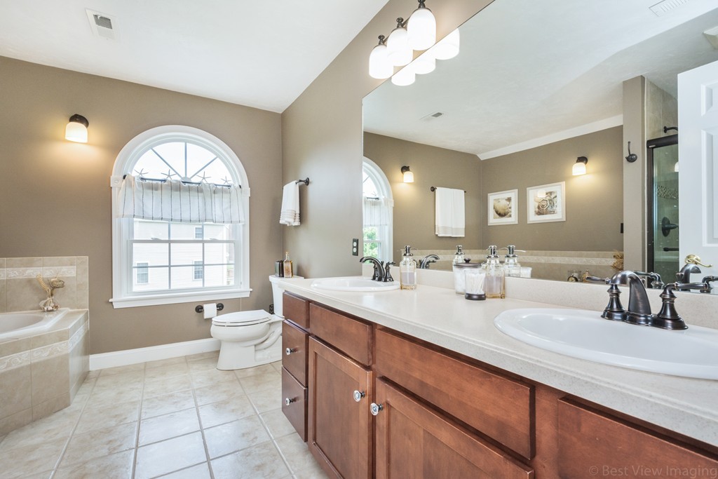 27 Surrey Road Littleton, MA 01460 - Photo 16 of 30 Gallery Image 16
