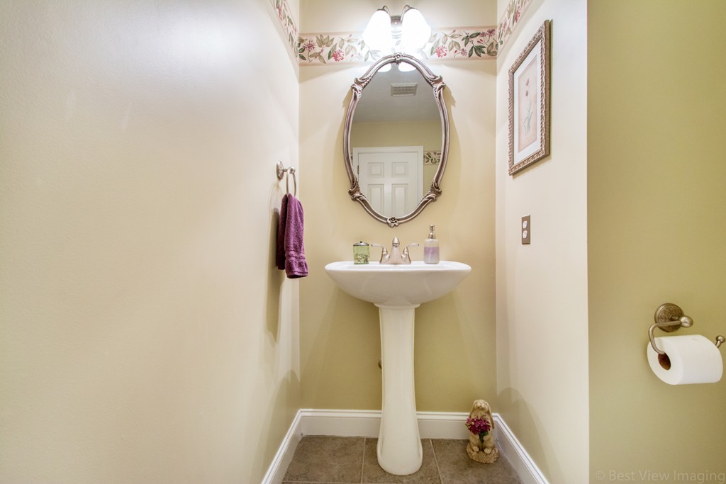 27 Surrey Road Littleton, MA 01460 - Photo 21 of 30 Gallery Image 21