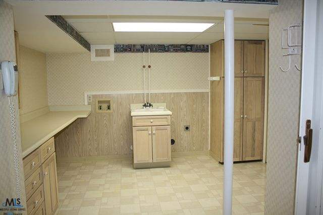 1809 Thomas Court, Unit 218 Rochester, MI 48309 - Photo 8 of 17 31111363-7.JPG