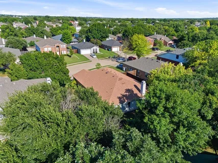 $385,000 | 7804 Seven Oaks Lane, Denton, TX 76210