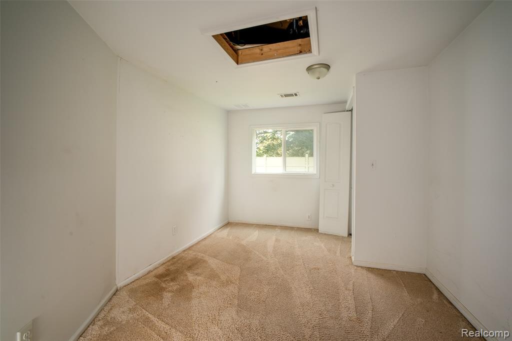 7203 Aspen Road Lexington, MI 48450 - Photo 12 of 27