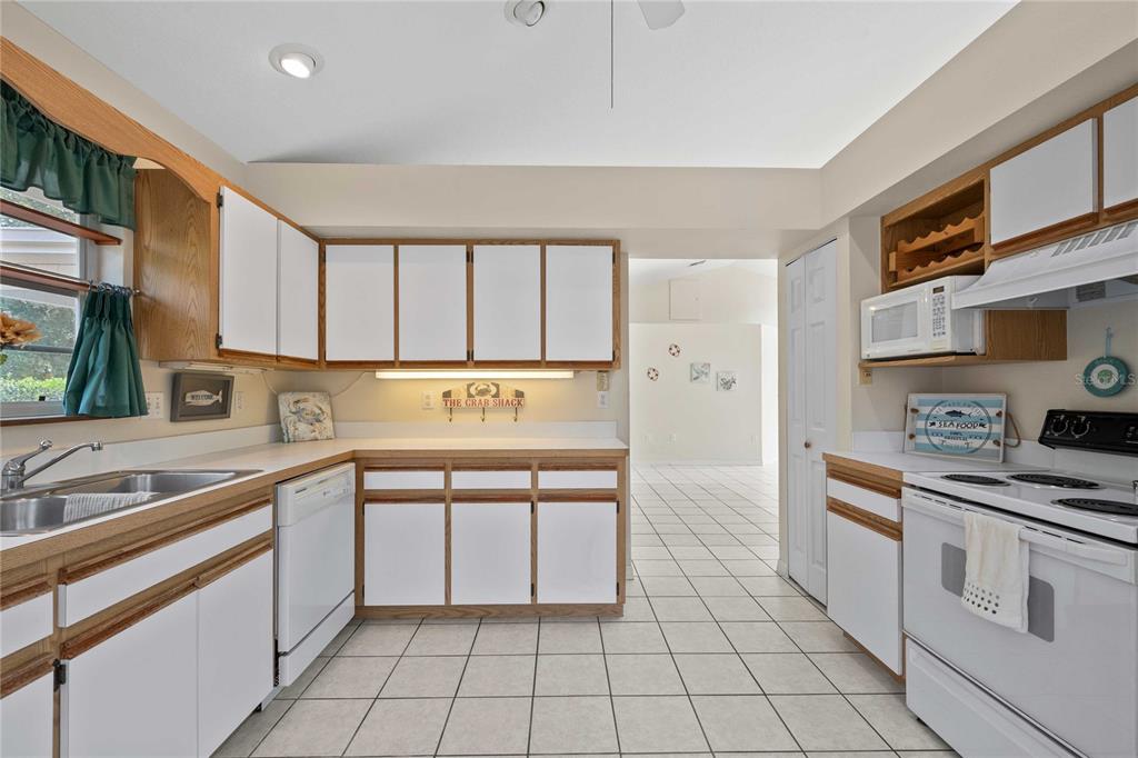 13927 Curley Road Dade City, FL 33525 - Photo 20 of 77 Gallery Image 20