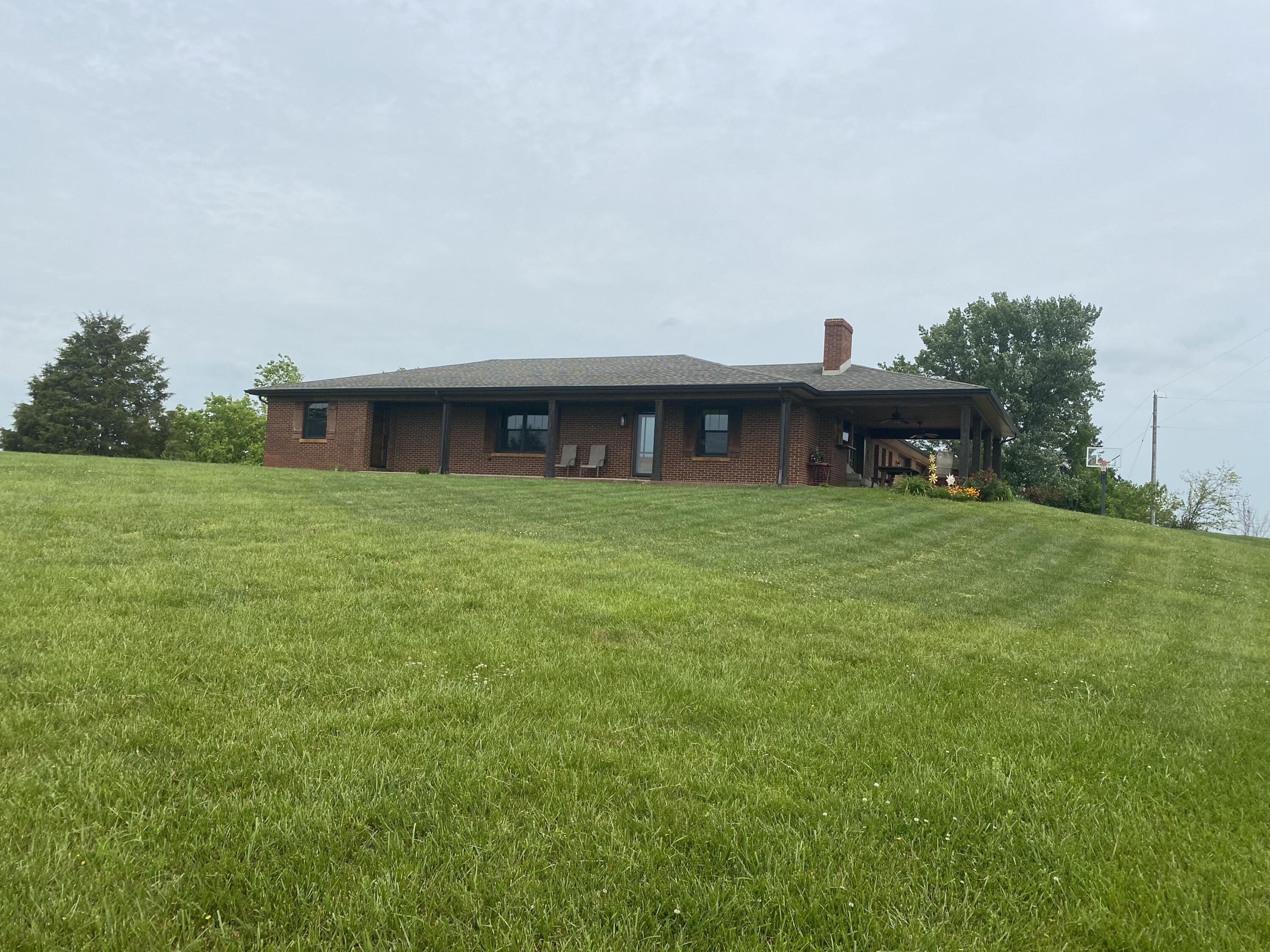 2079 Red House Road Richmond, KY 40475 - Photo 11 of 171 DE8E5372-BF2C-4E87-B0C1-53DEE001FCEE