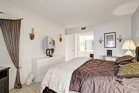 $209,000 | 13455 Southwest 16th Court, Unit 114F, Pembroke Pines, FL 33027