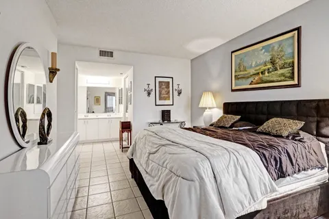 $209,000 | 13455 Southwest 16th Court, Unit 114F, Pembroke Pines, FL 33027