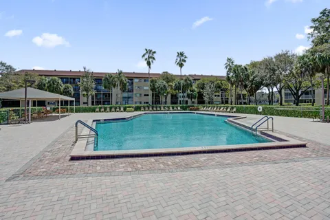 $209,000 | 13455 Southwest 16th Court, Unit 114F, Pembroke Pines, FL 33027