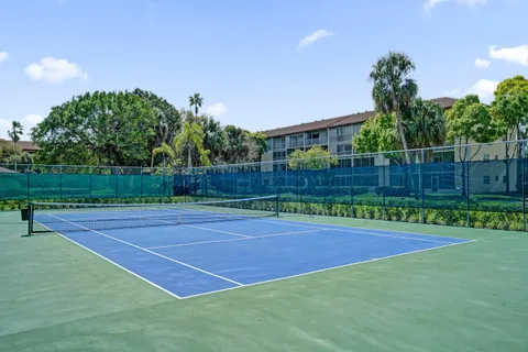 $209,000 | 13455 Southwest 16th Court, Unit 114F, Pembroke Pines, FL 33027