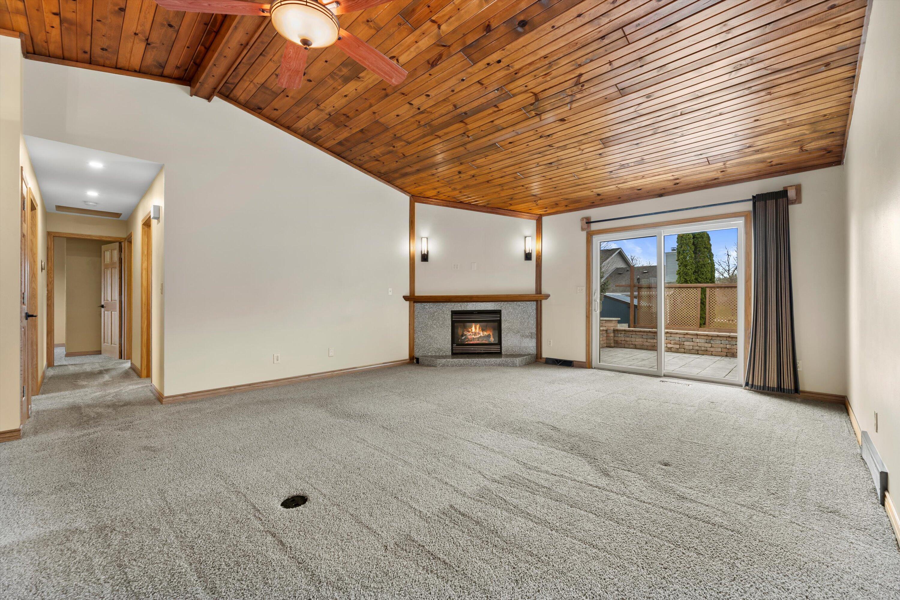 N78W15339 Haymeadow Road Menomonee Falls, WI 53051 - Photo 8 of 50 Beautiful Accent Ceiling