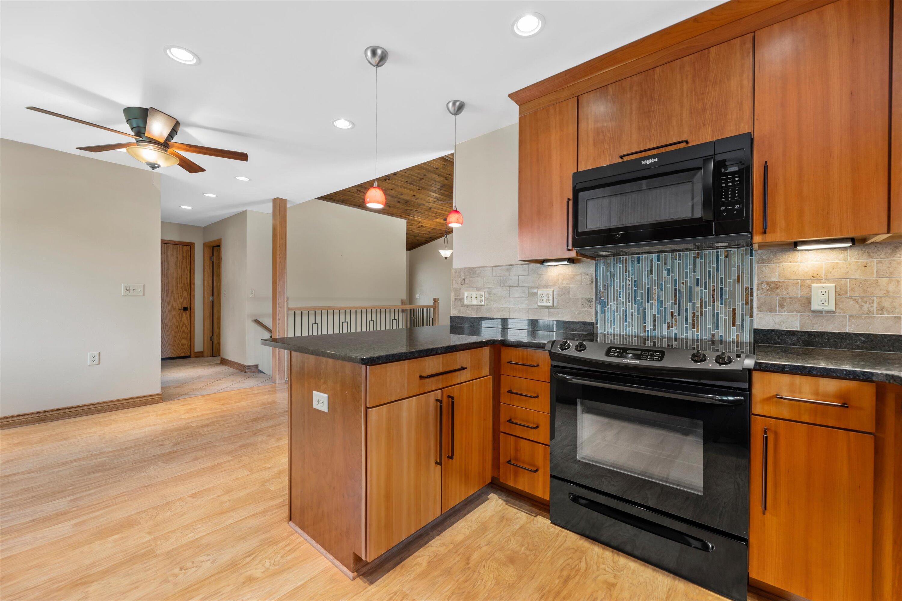 N78W15339 Haymeadow Road Menomonee Falls, WI 53051 - Photo 12 of 50 Granite Countertops, Custom Cabinets