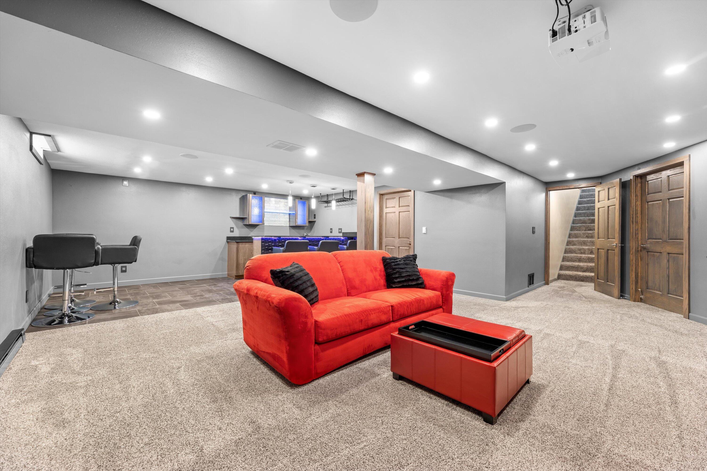 N78W15339 Haymeadow Road Menomonee Falls, WI 53051 - Photo 34 of 50 Open To Bar Area