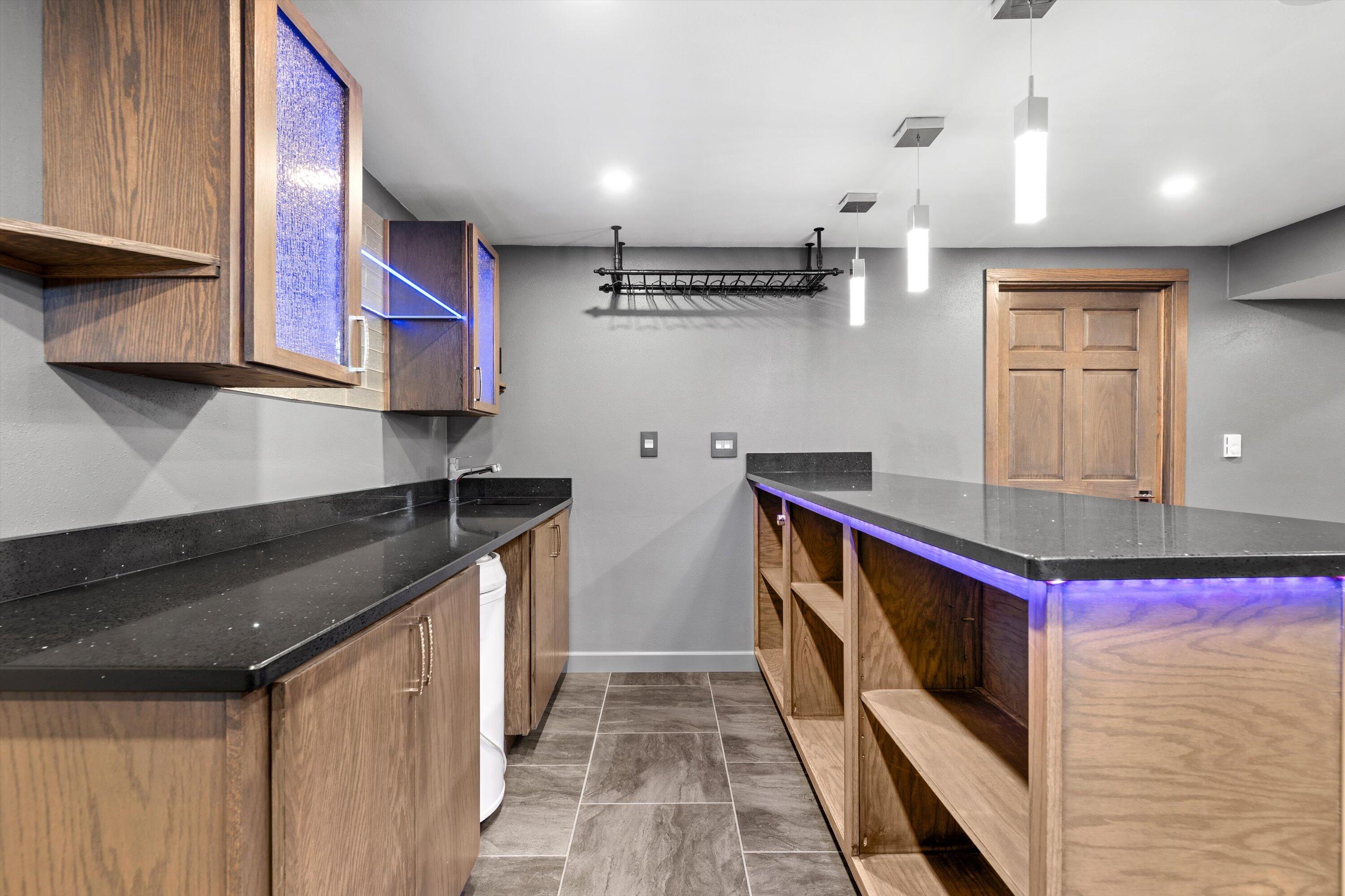 N78W15339 Haymeadow Road Menomonee Falls, WI 53051 - Photo 38 of 50 Great Hosting Space