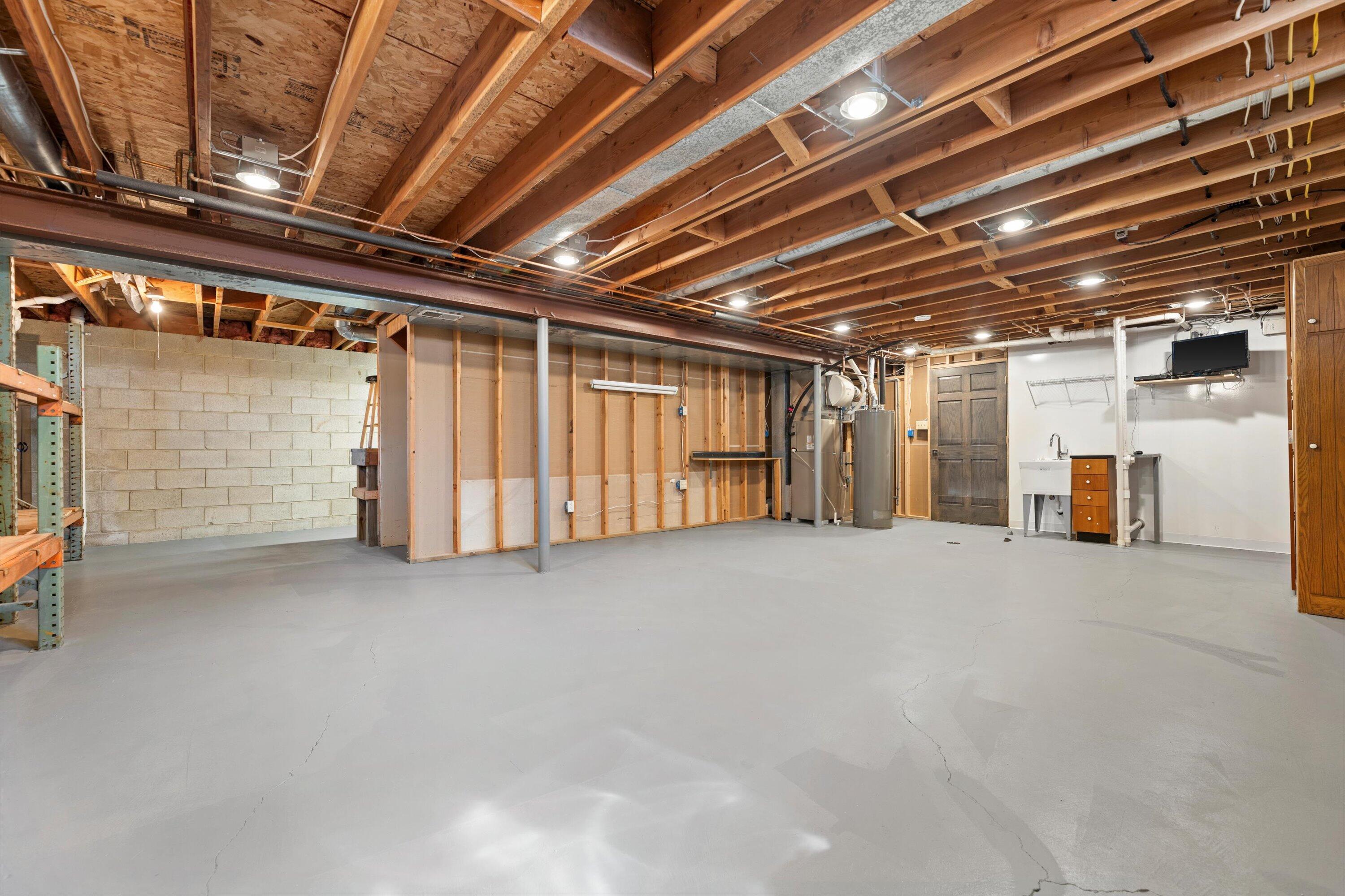 N78W15339 Haymeadow Road Menomonee Falls, WI 53051 - Photo 40 of 50 Basement