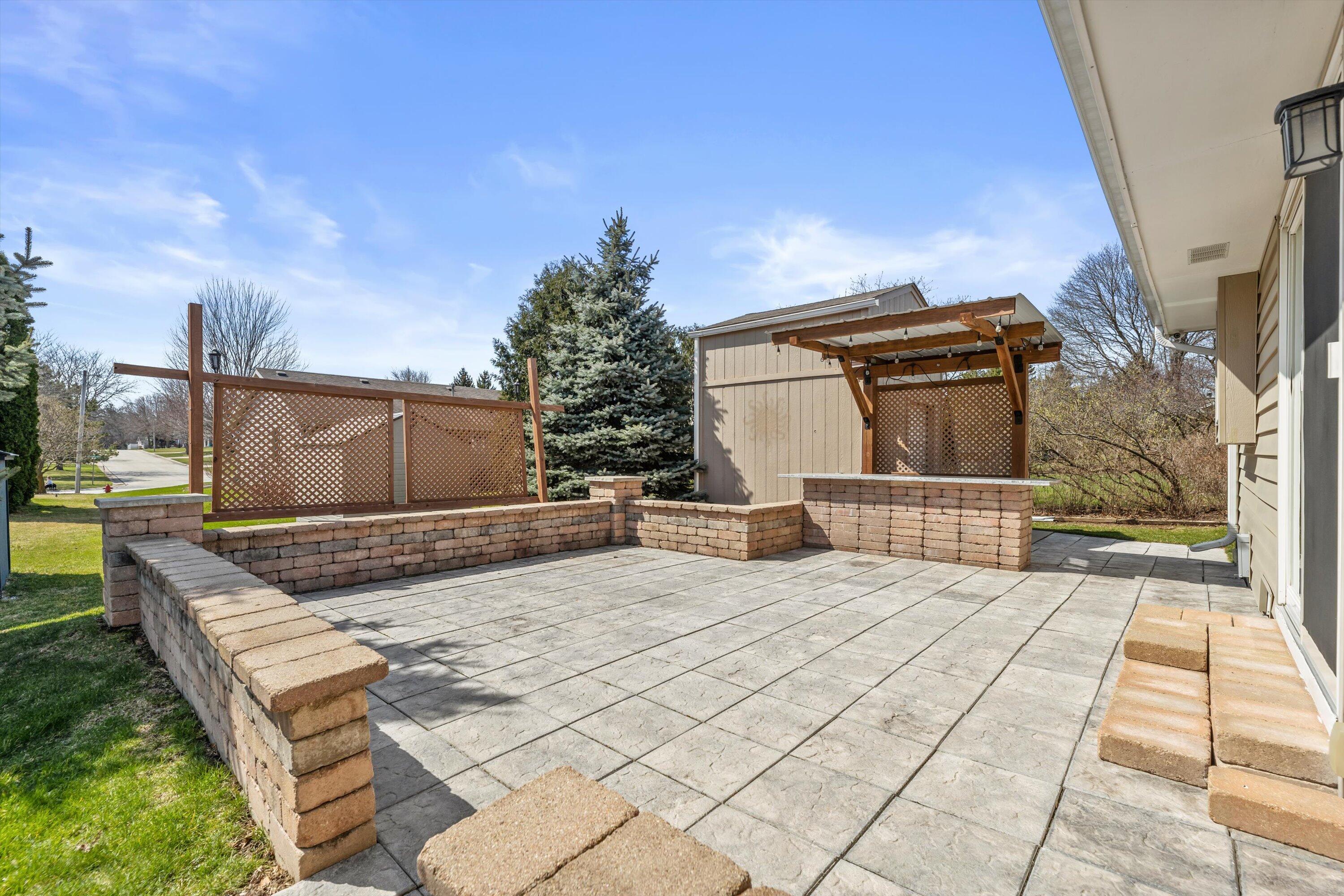 N78W15339 Haymeadow Road Menomonee Falls, WI 53051 - Photo 4 of 50 Custom Patio Space