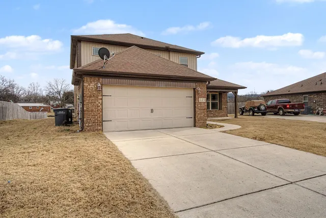 $319,000 | 225 Masters Way, Fayetteville, TN 37334