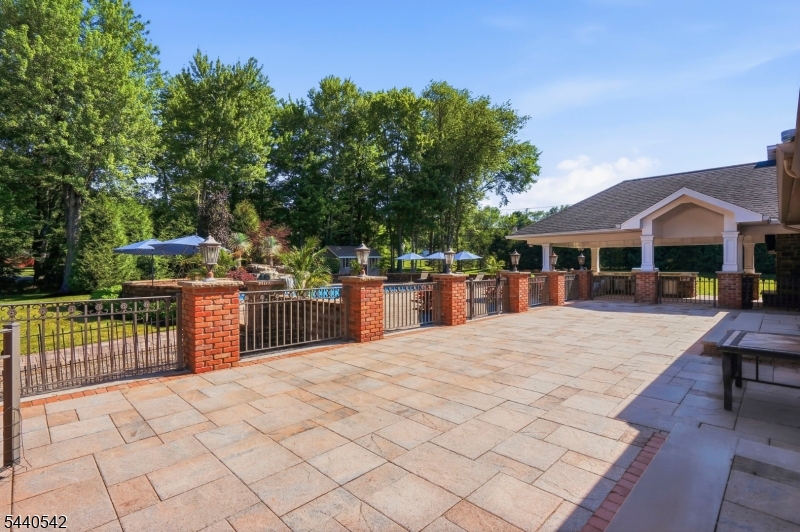 65 Washington Valley Road Warren, NJ 07059 - Photo 31 of 49