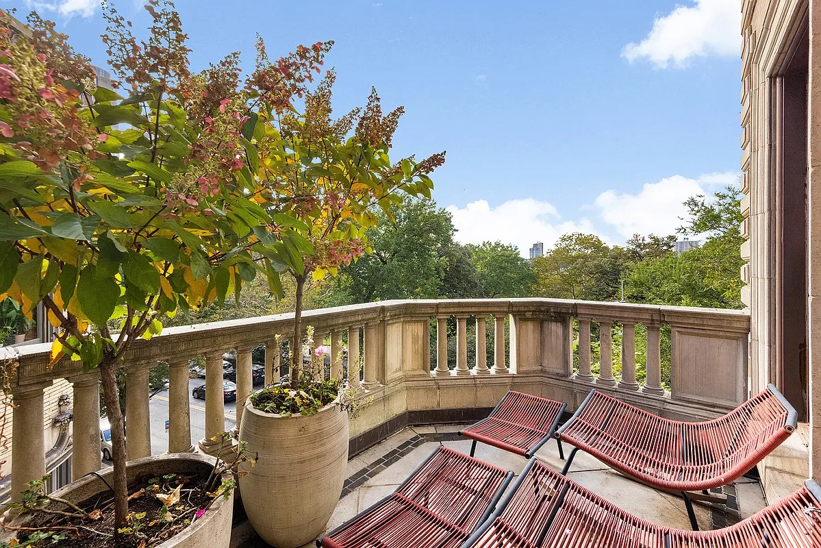 25 Riverside Drive Manhattan, NY 10023 - Photo 15 of 39