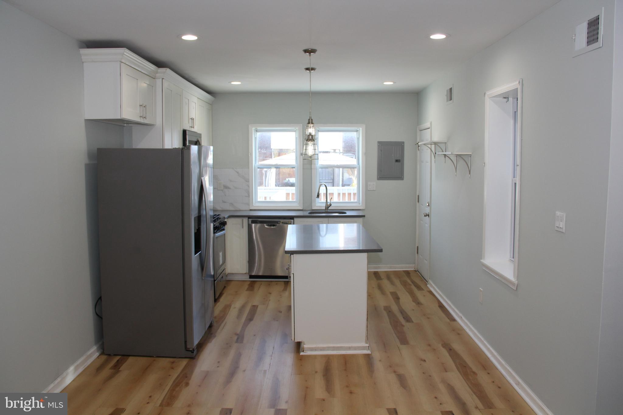 5063 Whitaker Avenue Philadelphia, PA 19124 - Photo 7 of 33