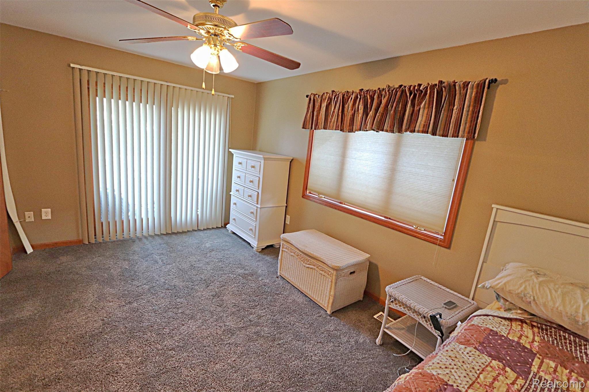 21419 Meridian Road Grosse Ile, MI 48138 - Photo 34 of 41 IMG_4795_InPixio.jpg