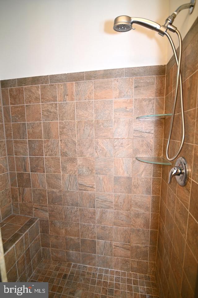 12101 Deka Road Clinton, MD 20735 - Photo 28 of 52 Gallery Image 28