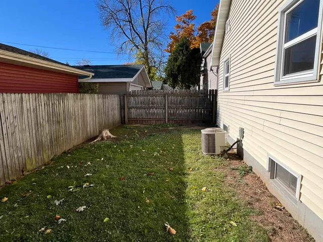 $224,900 | 227 East Winnebago Street, Appleton, WI 54911