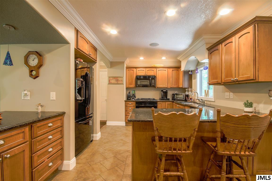 4169 Oak Lane Road Jackson, MI 49203 - Photo 7 of 31 Photo 7