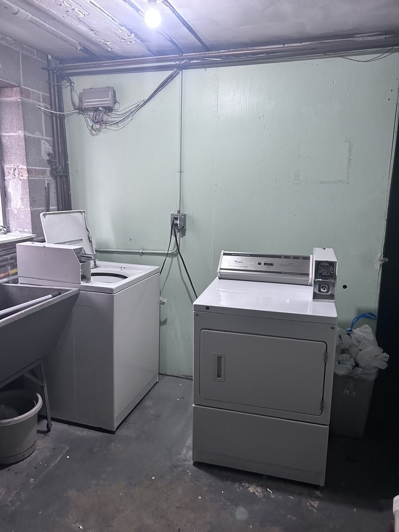 7336 39th Street Lyons, IL 60534 - Photo 13 of 14