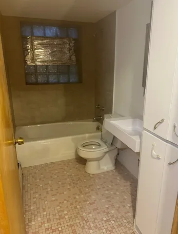 $850,000 | 7336 39th Street, Lyons, IL 60534