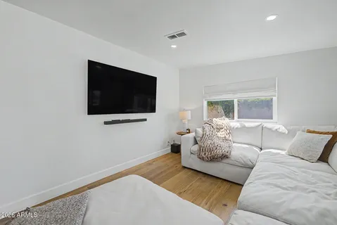 $950,000 | 3436 East Glenrosa Avenue, Phoenix, AZ 85018