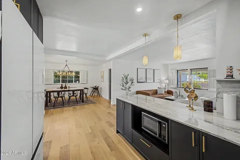 $950,000 | 3436 East Glenrosa Avenue, Phoenix, AZ 85018