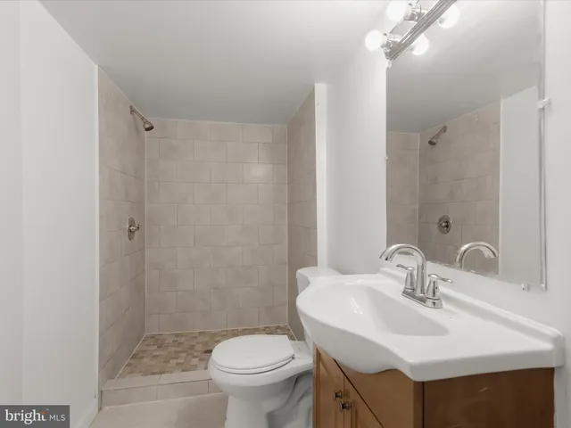 $130,000 | 4523 Pennington Avenue, Curtis Bay, MD 21226