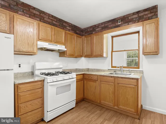 $130,000 | 4523 Pennington Avenue, Curtis Bay, MD 21226