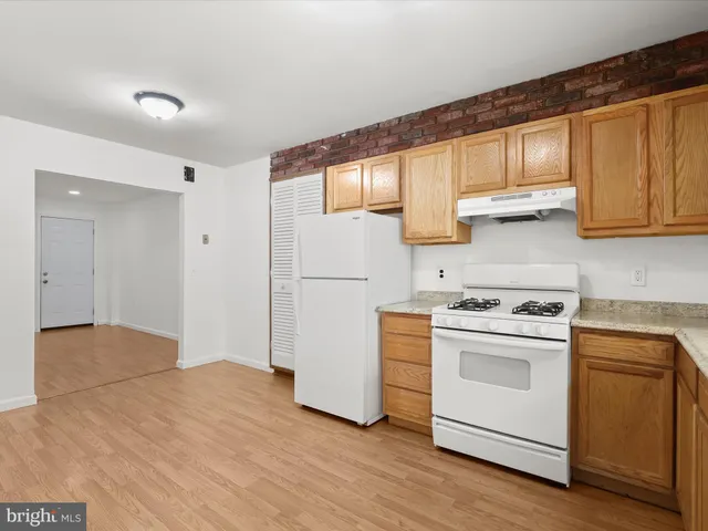 $130,000 | 4523 Pennington Avenue, Curtis Bay, MD 21226