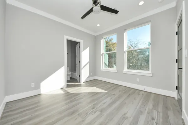 $3,450 | 604 West 28th Street, Unit A, Houston, TX 77008