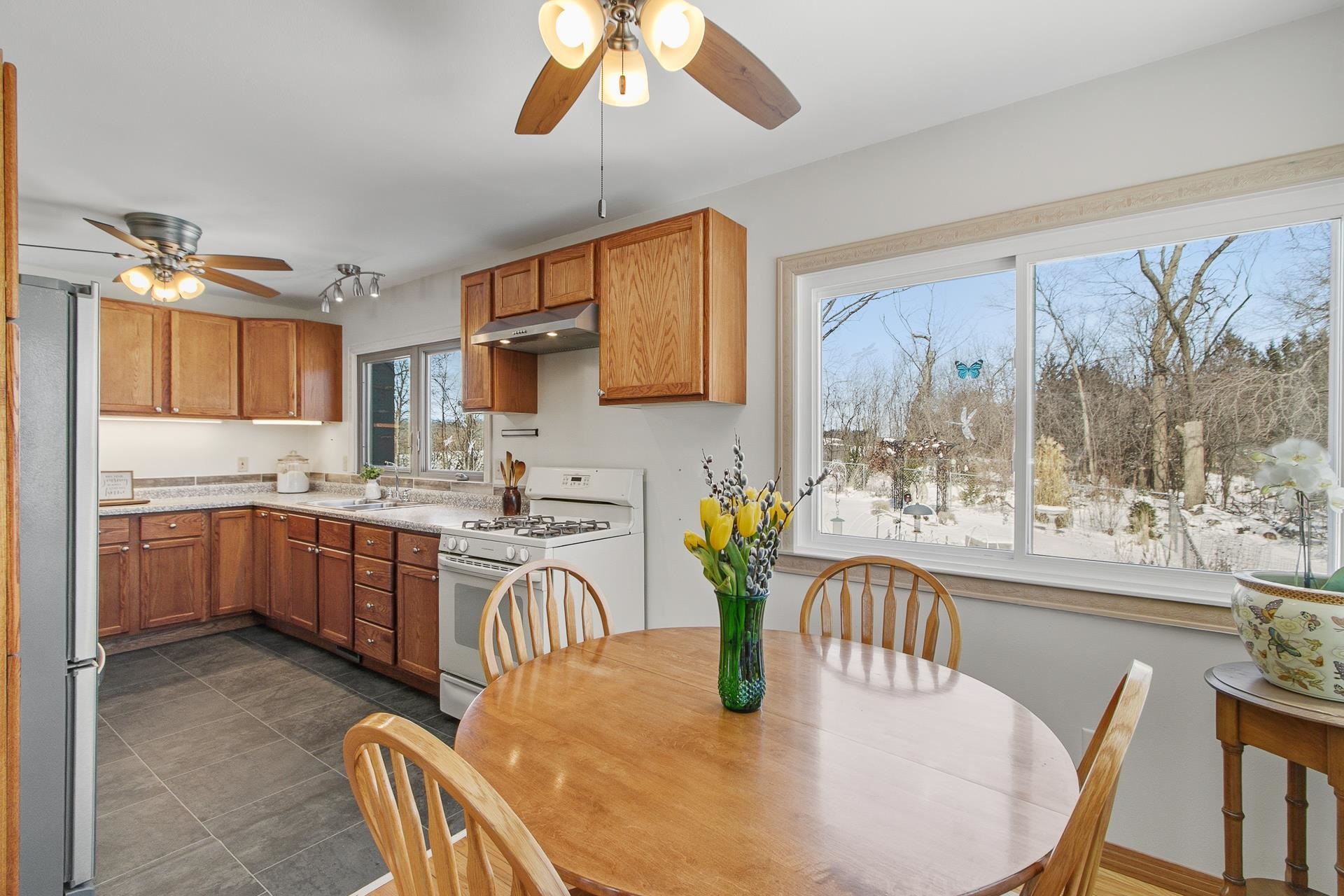 N2493 Kunz Road Fort Atkinson, WI 53538 - Photo 5 of 42