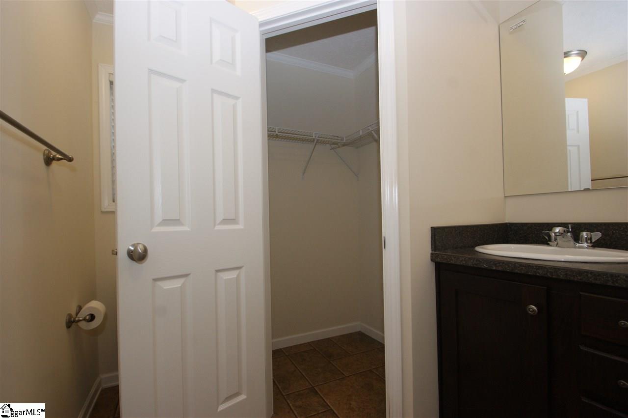 390 Cedar Falls Road Fountain Inn, SC 29644 - Photo 16 of 36
