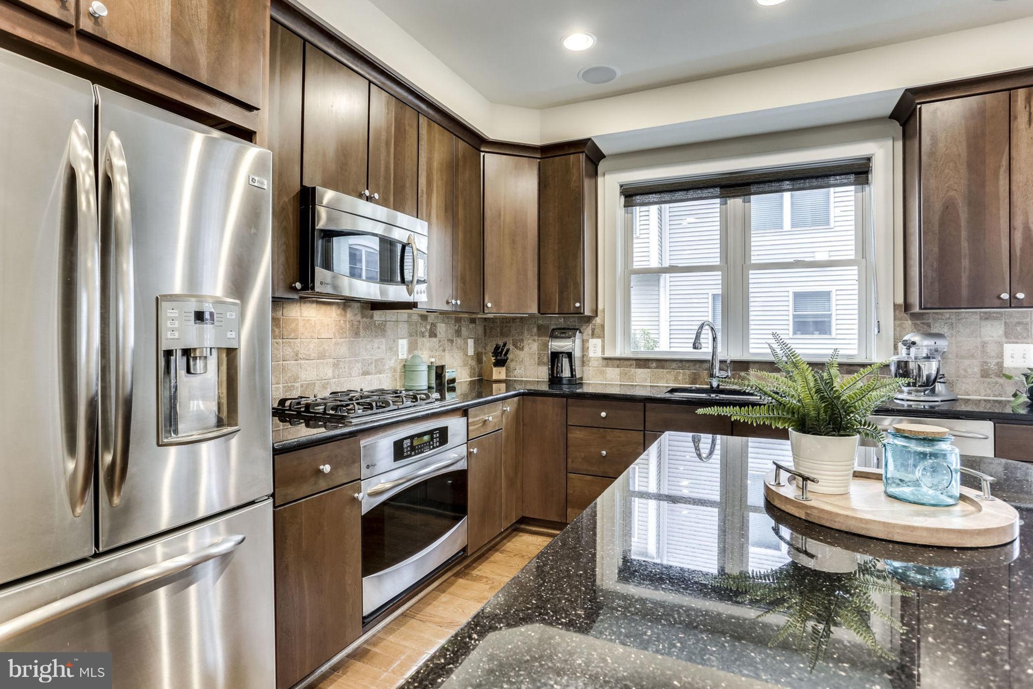 419 K Street Southeast Washington, DC 20003 - Photo 11 of 30 Kitchen