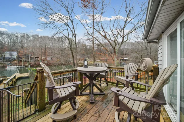 a blue bench sitting in front of a building