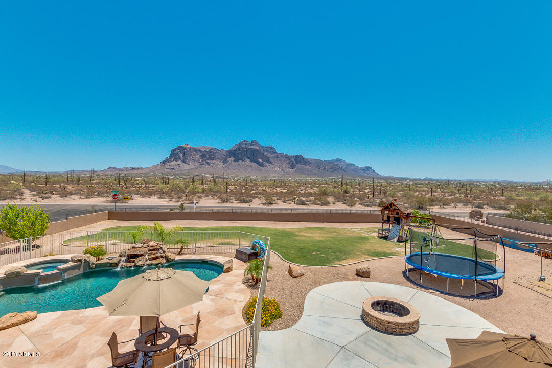 1982 North Goldfield Road Apache Junction, AZ 85119 - Photo 46 of 86 32-Goldfield