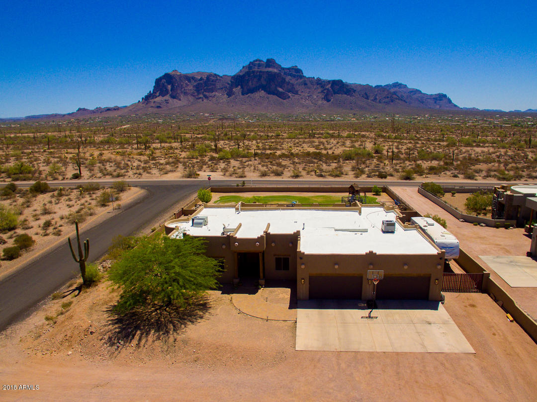 1982 North Goldfield Road Apache Junction, AZ 85119 - Photo 72 of 86 a view of city and mountain view