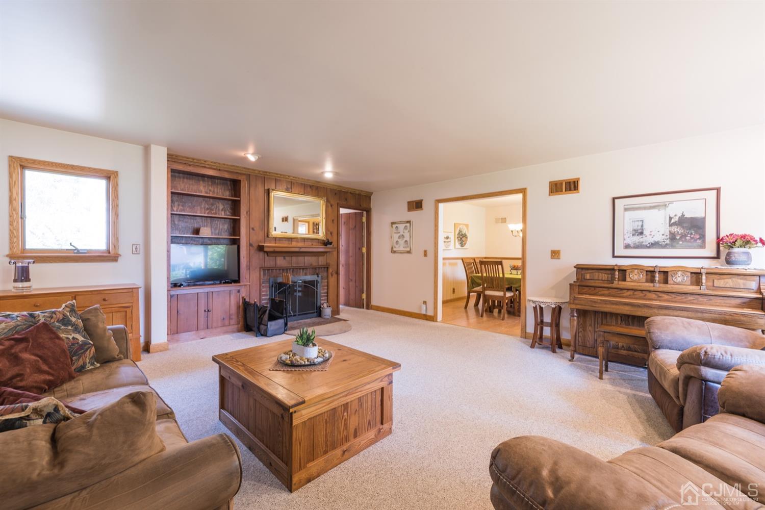 5 Orchard Road Piscataway, NJ 08854 - Photo 4 of 21 Gallery Image 4