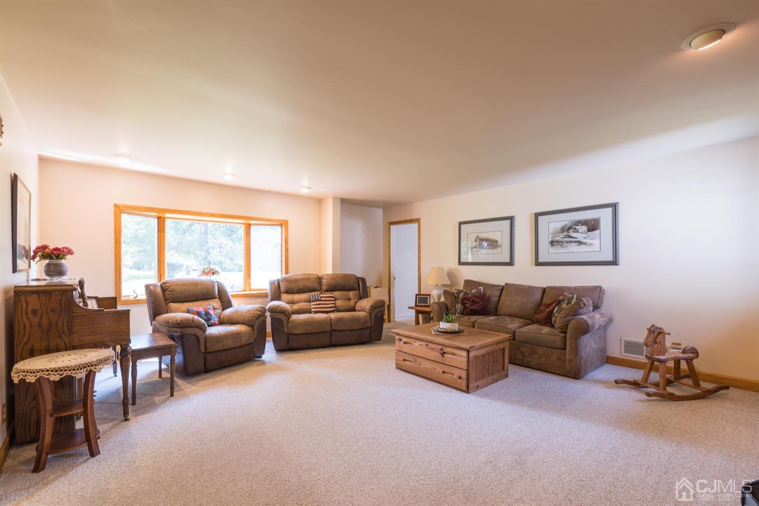 5 Orchard Road Piscataway, NJ 08854 - Photo 5 of 21 Gallery Image 5