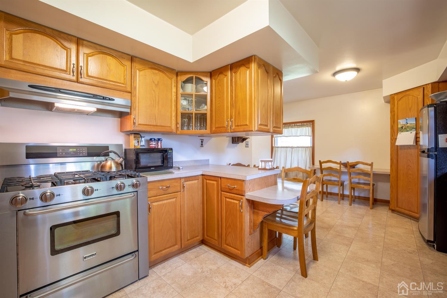 5 Orchard Road Piscataway, NJ 08854 - Photo 8 of 21 Gallery Image 8