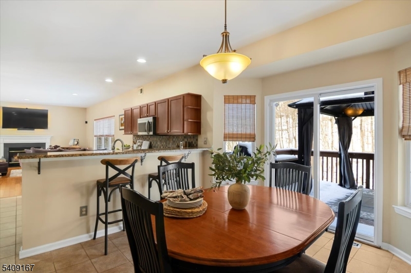 408 Rock Ridge Road Lake Hopatcong, NJ 07849 - Photo 15 of 43