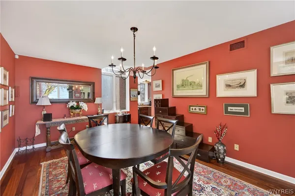 $895,000 | 324 Rivermist Drive, Buffalo, NY 14202